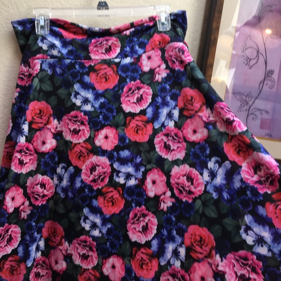 Lularoe Azure XL - Picture 3 of 5